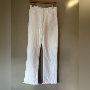 NWT Kancan Straight 90s White Womens Jeans With Raw Hem, Size 28x34